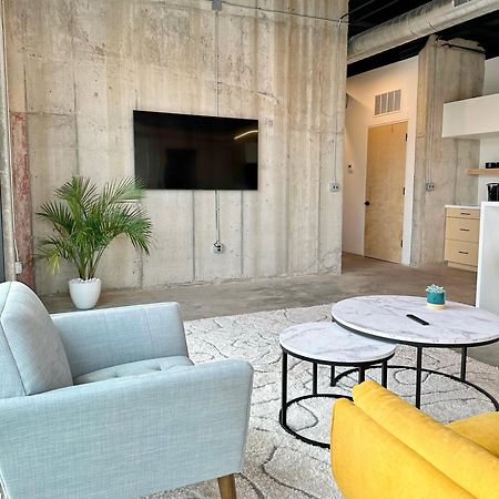 Left Frame Lofts Apartment Oklahoma City Exterior photo